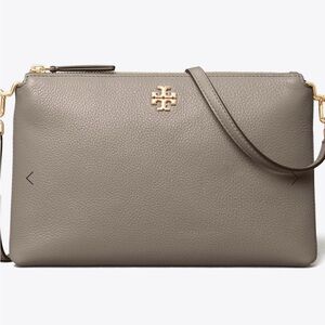 ✨Tory Burch Mercer Pebbled Zip Crossbody✨